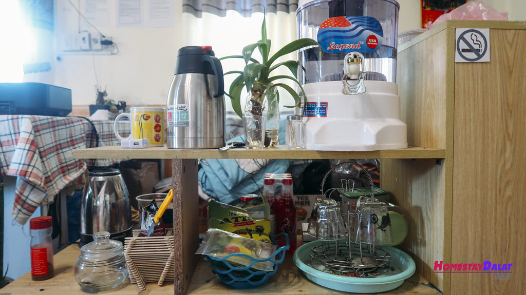 Homestay Together Đà Lạt có phục vụ trà và cafe